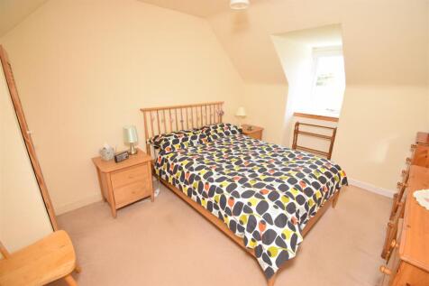 BEDROOM TWO.JPG