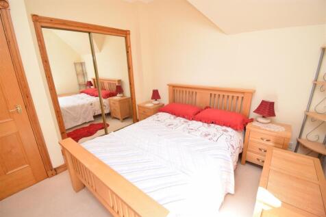 BEDROOM TWO.JPG