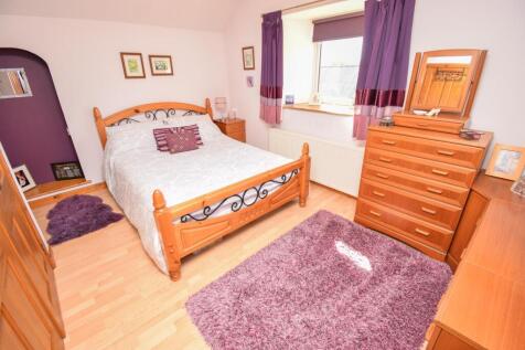 BEDROOM THREE-2.jpg