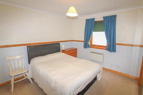 BEDROOM.jpg