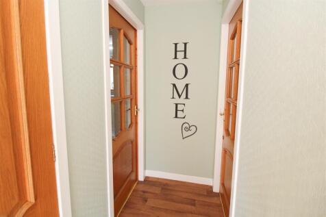 HALLWAY.jpg