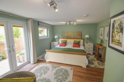 BEDROOM TWO.jpg