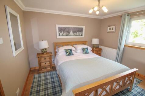 BEDROOM ONE.jpg