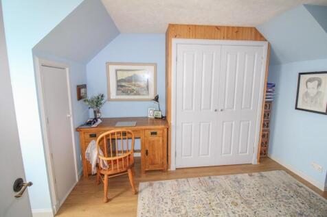 BEDROOM ONE DRESSING ROOM.jpg