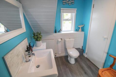 SHOWER ROOM (3).jpg