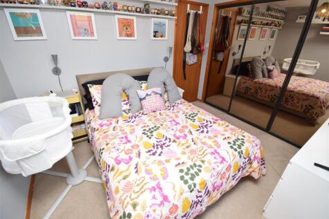 BEDROOM TWO.JPG
