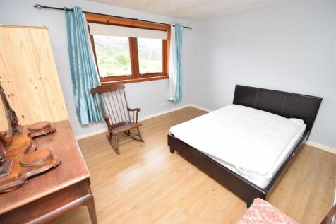 BEDROOM ONE.JPG