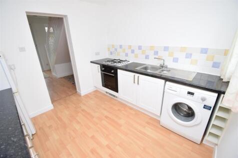KITCHEN FOUR .JPG