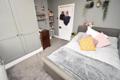 BEDROOM TWO (2).JPG