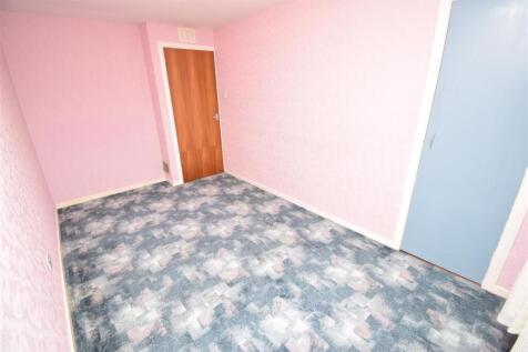 BEDROOM TWO (2).JPG