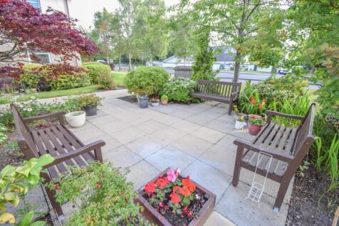 SEATING AREA.jpg