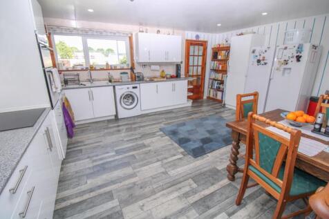 KITCHEN (3)-2.jpg
