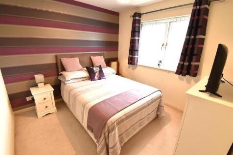 BEDROOM TWO.JPG