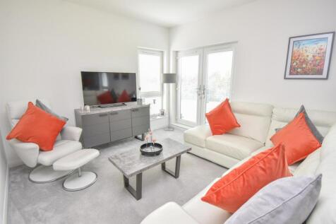 LOUNGE KITCHEN