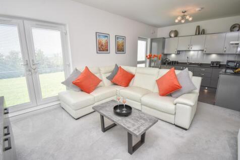 LOUNGE KITCHEN