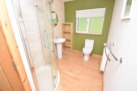 SHOWER ROOM ONE .JPG
