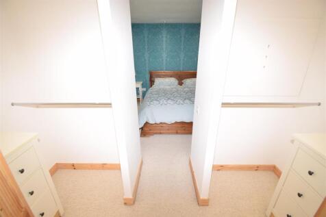DRESSING AREA .JPG