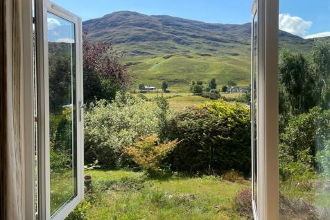 VIEW FROM LOUNGE.jpg