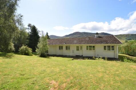 REAR OF HOUSE .JPG