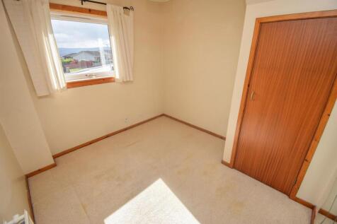 BEDROOM TWO-2.jpg