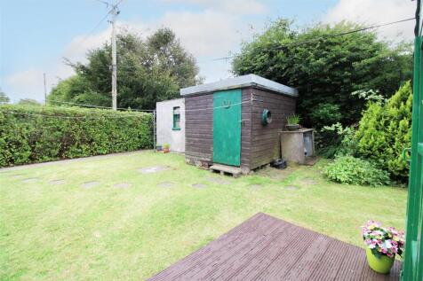 REAR GARDEN.jpg