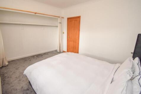 BEDROOM ONE (2)-2.jpg