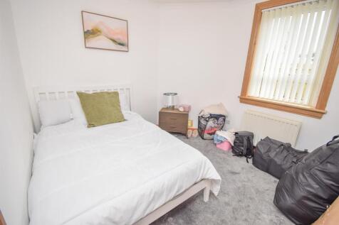 BEDROOM TWO-2.jpg
