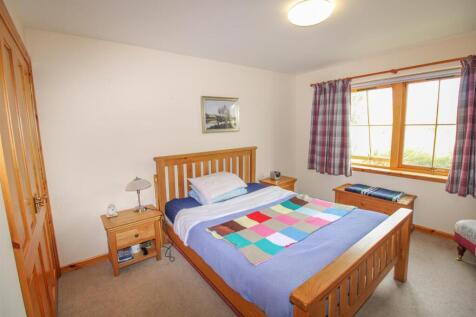 GROUND FLOOR BEDROOM.jpg