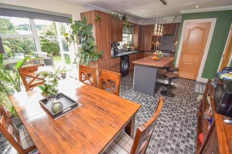 KITCHEN-DINER-2.jpg