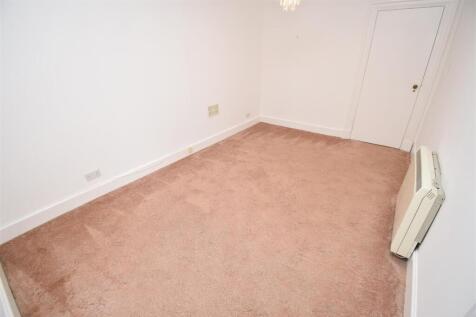 BEDROOM TWO (2).JPG
