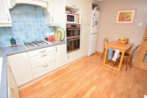 KITCHEN-BREAKFAST ROOM (2)-2.jpg