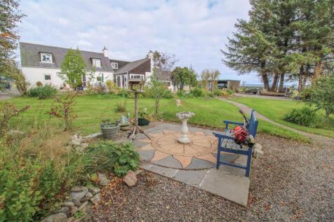 FRONT GARDEN (3).jpg