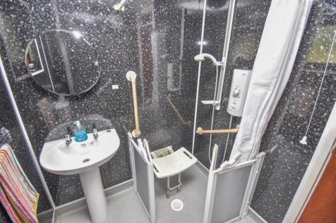 WET ROOM.jpg