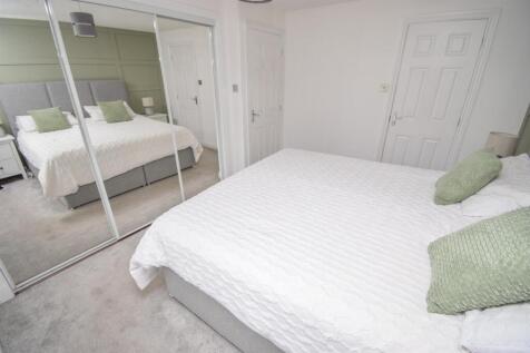 BEDROOM ONE (3)-2.jpg