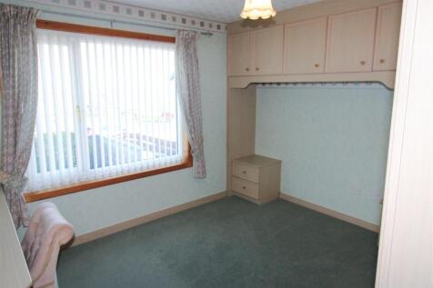 BEDROOM ONE.jpg