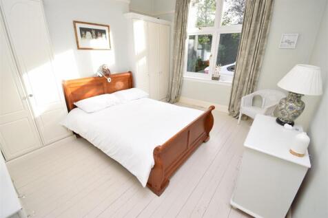 GROUND FLOOR BEDROOM (2).JPG