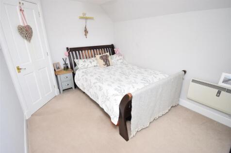 BEDROOM FIVE (2).JPG