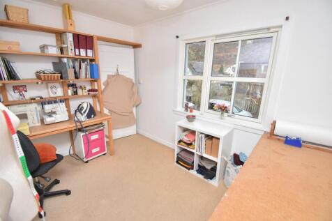 BEDROOM THREE (2)-2.jpg