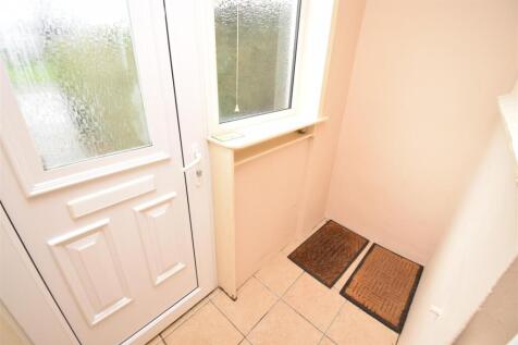 ENTRANCE VESTIBULE .JPG