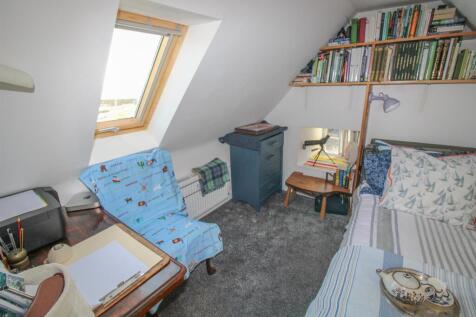 BEDROOM THREE (2).jpg