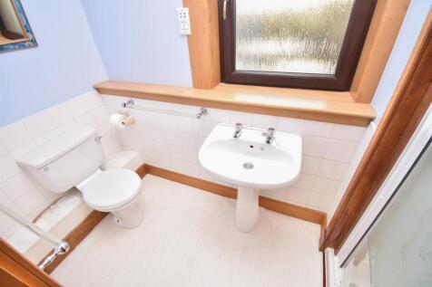 BEDROOM ONE EN-SUITE SHOWER ROOM