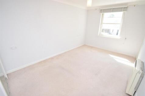 BEDROOM ONE.JPG