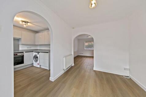 Dinning Room (view 2)