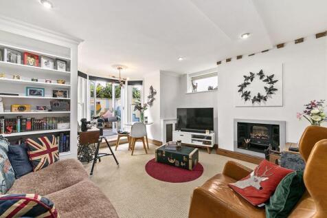 Sitting Room Area