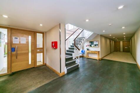Riverside Court Entrance Hall