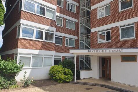 Riverside Court Entrance
