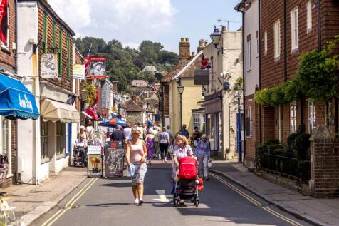 hythe location martello lakes