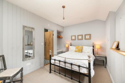 ANNEXE BEDROOM