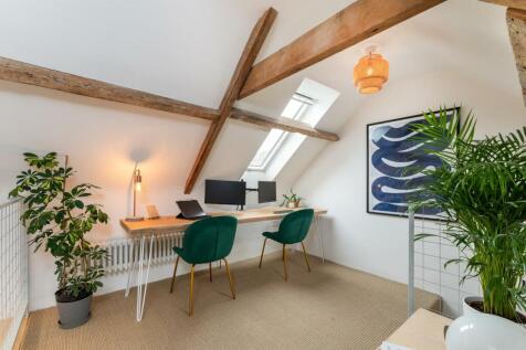 MEZZANINE/STUDY AREA