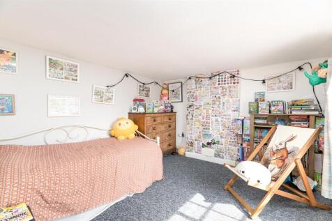 BEDROOM FIVE